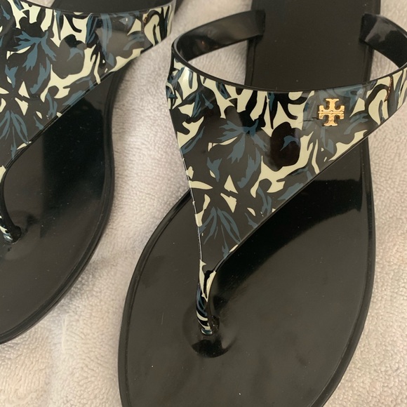 Tory Burch Shoes - TORY BURCH *one of a kind* Sandals!!! Size 9